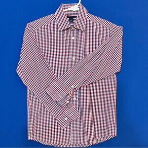 Tommy Hilfiger boy button-down, long sleeve dress shirt - like new